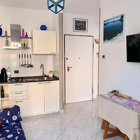 Casa Girasole 1 * סנרמו