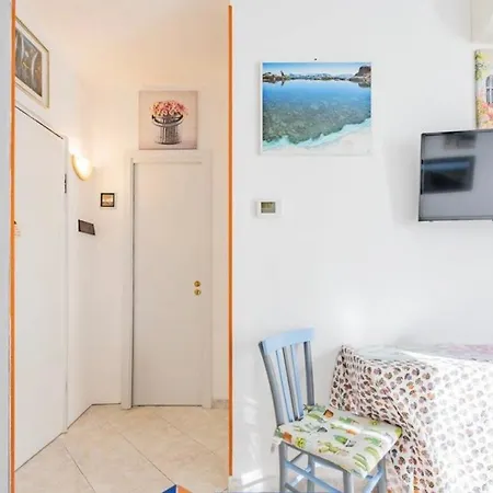 Casa Girasole 1 Apartment *