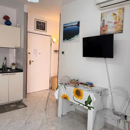 Casa Girasole 1 Apartament San Remo
