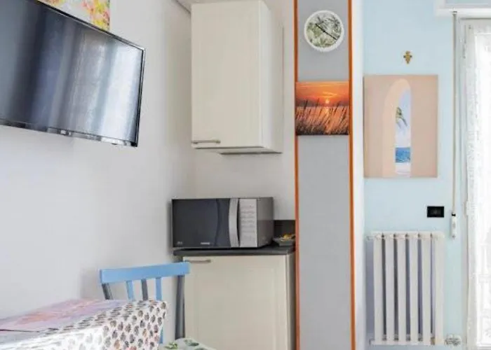 Casa Girasole 1 圣雷默